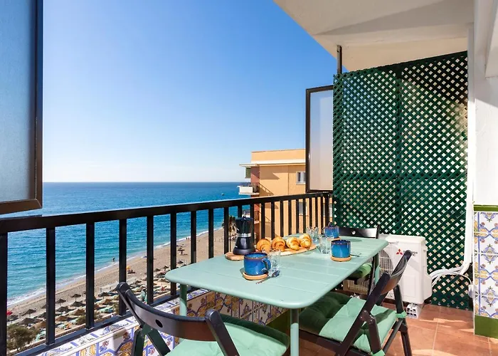 Apartment Fantastico Apartamento A Pie De Playa By Renthas